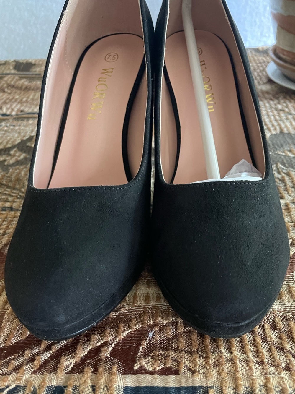 🔥NWT Black Platform Pumps Faux Suede Chunky Block Heel Size 7.5 - Picture 5 of 8
